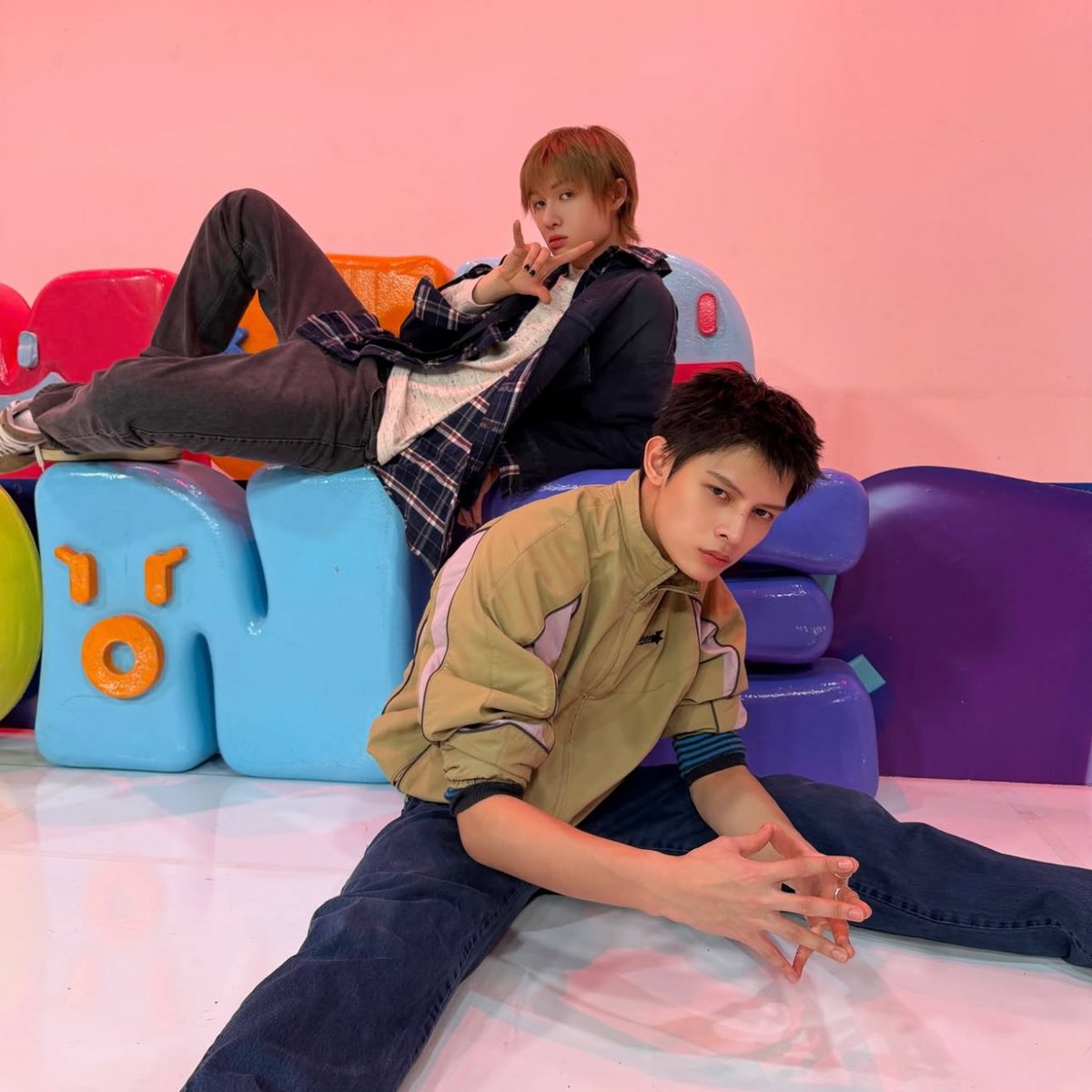 this being the closet we will get to a prodz selca 😭 #JAMES