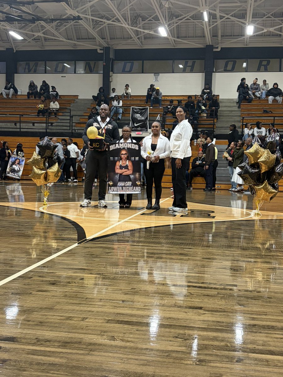 Senior night Was celebrated last night ! What an amazing senior class  over 200 wins combined in this group of 4! They will indeed be missed ! #TenacousAnimals <a href="/Coachtimboallen/">Coach Timbo Allen</a>