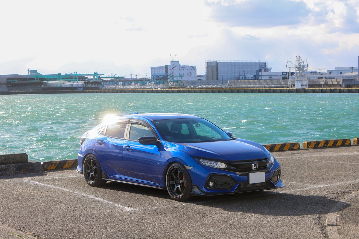 fk7_punch's tweet photo. #あなたの愛車は何色の何

ブリリアントスポーティブルーメタリック<B593M>
日向、日陰、夕方、夜、それぞれ違った雰囲気を見せてくれる青 https://t.co/Y3Bjyr1vpJ