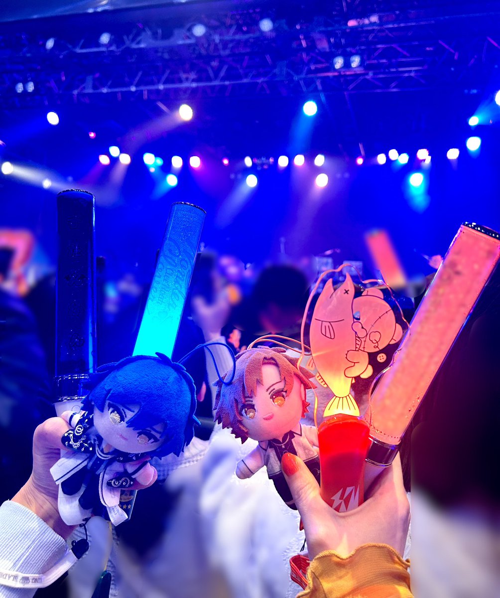 初めてのしゃけんがんツーマンライブ参戦とっても楽しかったです！✨

お二人らしい雰囲気が面白くてほっこりした最高のライブでした〜！色んな古の曲がたくさん聴けて嬉しかったです☺️💕

いっぱい盛り上がって幸せな1日でした！
本当にありがとうございました！

 #しゃけんがんツーマン