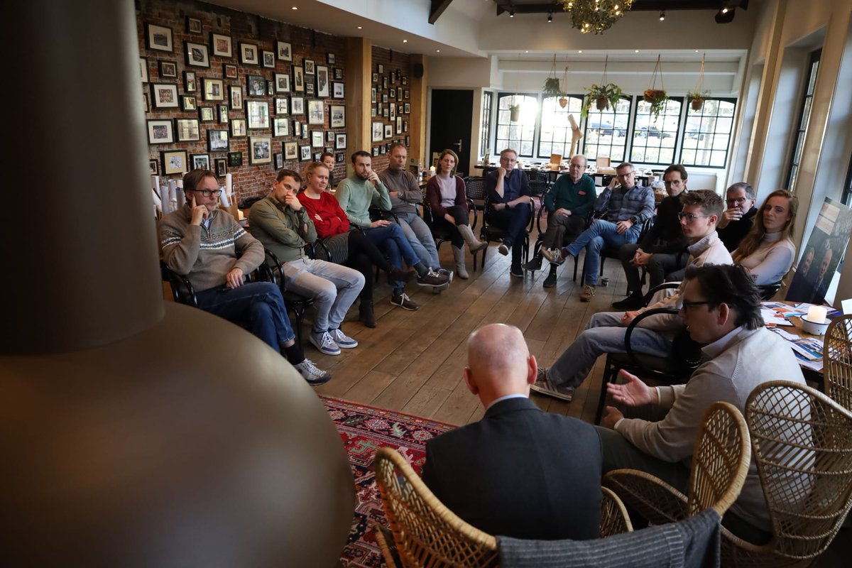 Leiderdorp is één van de 31 gemeenten waar #SGP en ChristenUnie samen de verkiezingen in gaan. In aanloop naar 18 maart ontbeten we met kandidaten en hadden we een mooi gesprek met <a href="/Pieter_Grinwis/">Pieter Grinwis</a> over een betrouwbare overheid en gemeenschappen bouwen. Nog vier jaar <a href="/ArieJanssen/">Arie Janssen</a>