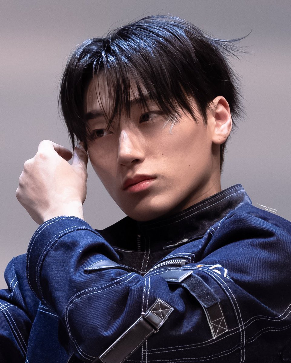 my pretty boy… i need to call him my pretty boy….