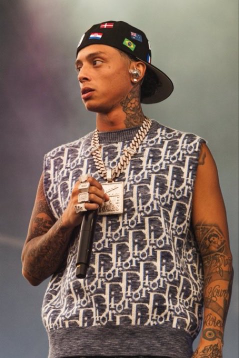 Central Ceeが12年かけて集めてきたスニーカーコレクションの盗難被害に遭う