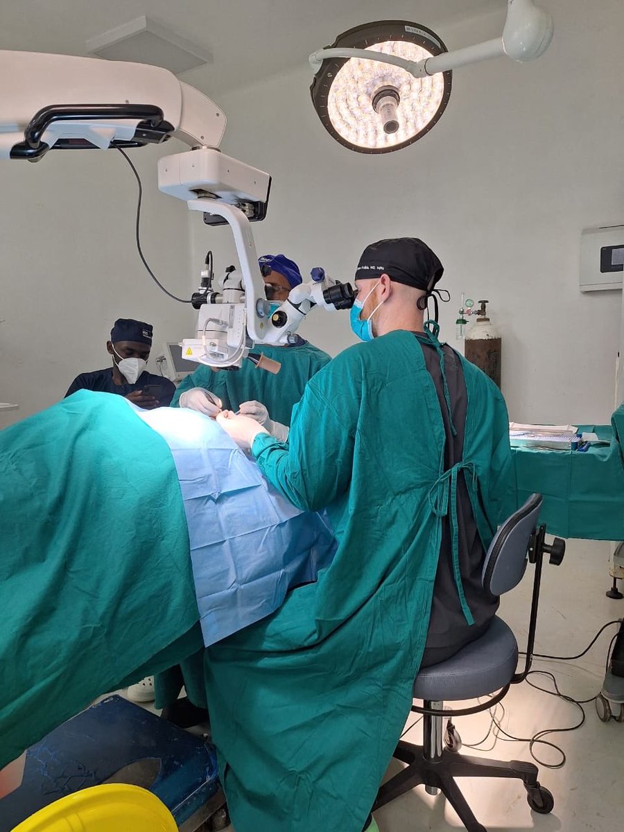 RIIO School of Ophthalmology tweet media