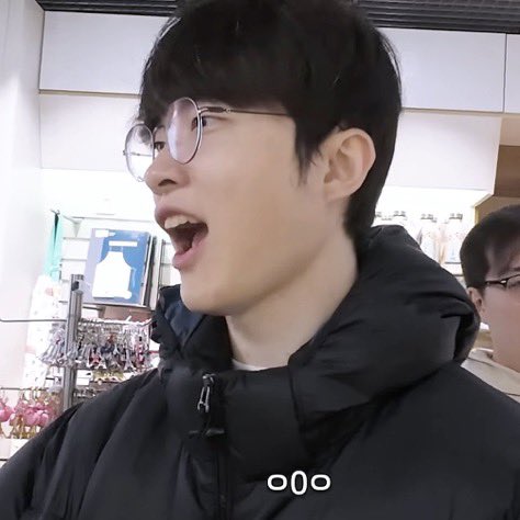 ggulbbangs's tweet image. ㅇOㅇ