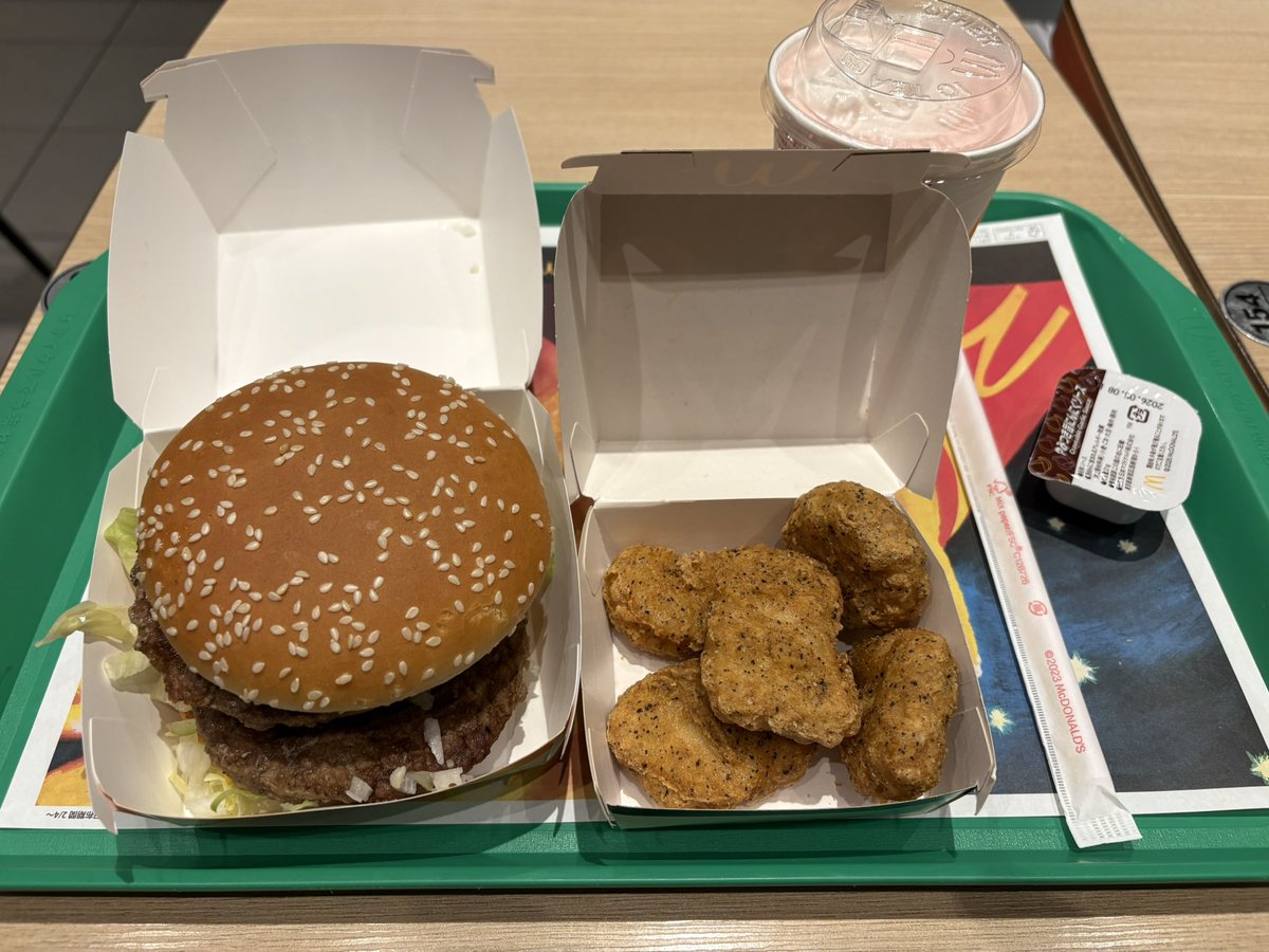 ruroi122's tweet photo. シャバの飯 https://t.co/qSuRs6HGD7