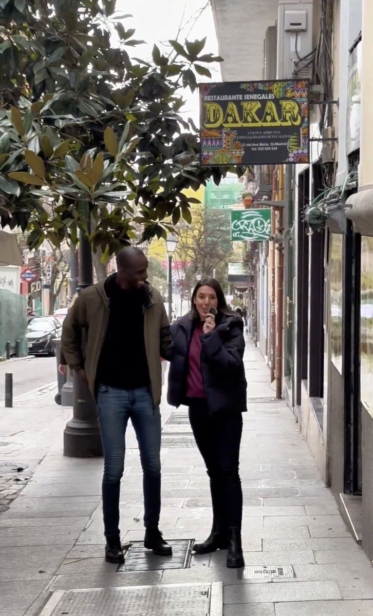 <a href="/RevenRV/">Rеvеn</a> “Mira mi negro, ¿ves? No muerde mi negro. Es un negro tranquilo, estamos en Lavapiés donde hay muchos negros y mi negro no hace nada. Malditos favhas mirad mi negro jejeje, venga corta que me voy a Galapagar que aquí huele a curry.”
Irene Mantero