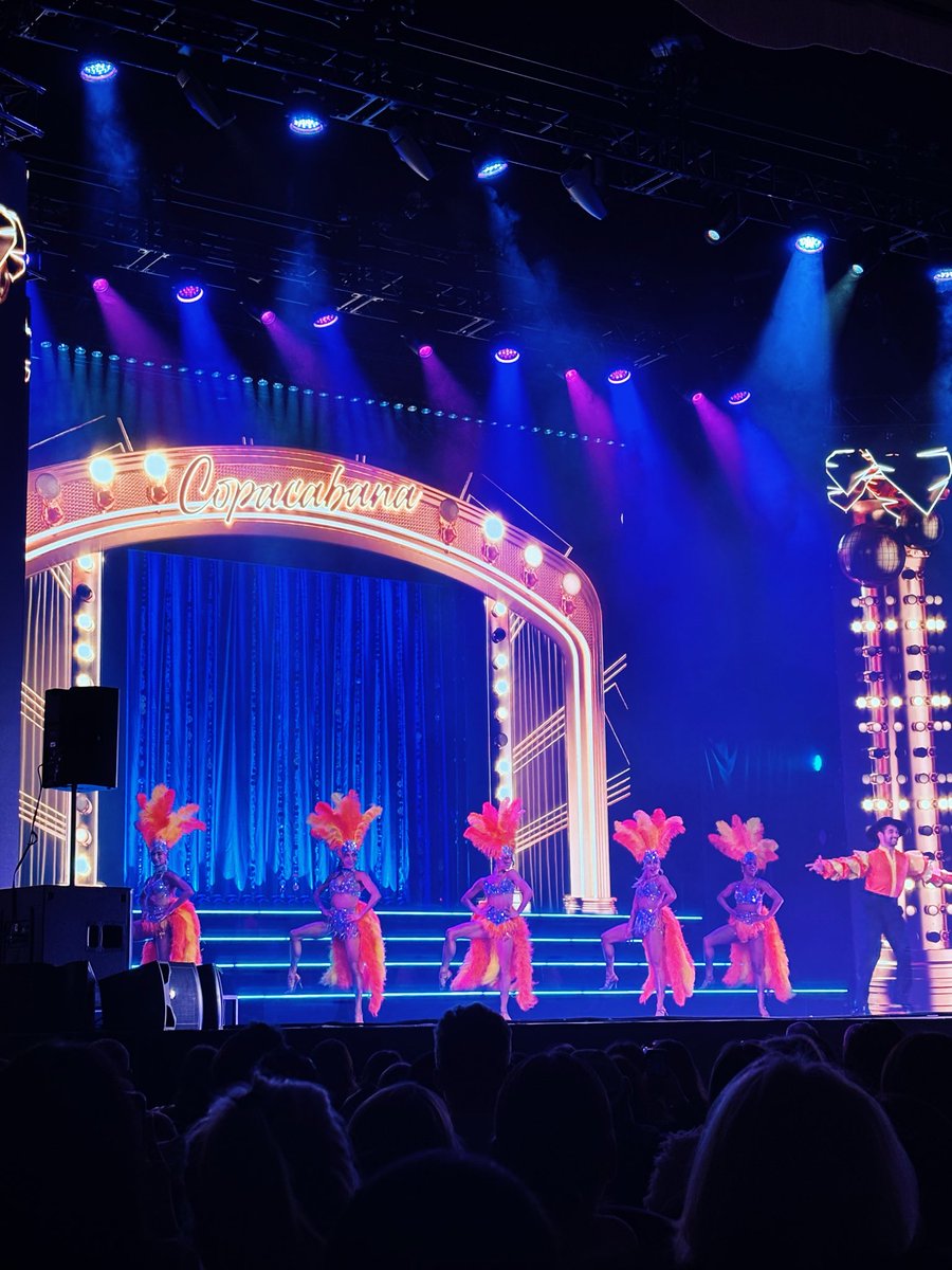 #dwtslive was really giving Life of a Showgirl this year