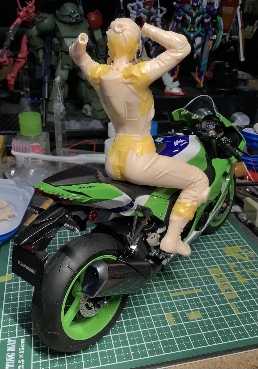 モンモデル、1/9 RACER GIRLも製作開始。ZX-10Rに載せる レジン且つ1桁
