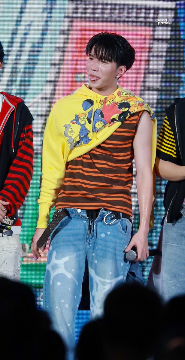 พี่คีนนนเท่มากเลยนิ 

CLOVER AT TORO CAT FOOD 

#CLO_VER
#keenkeno