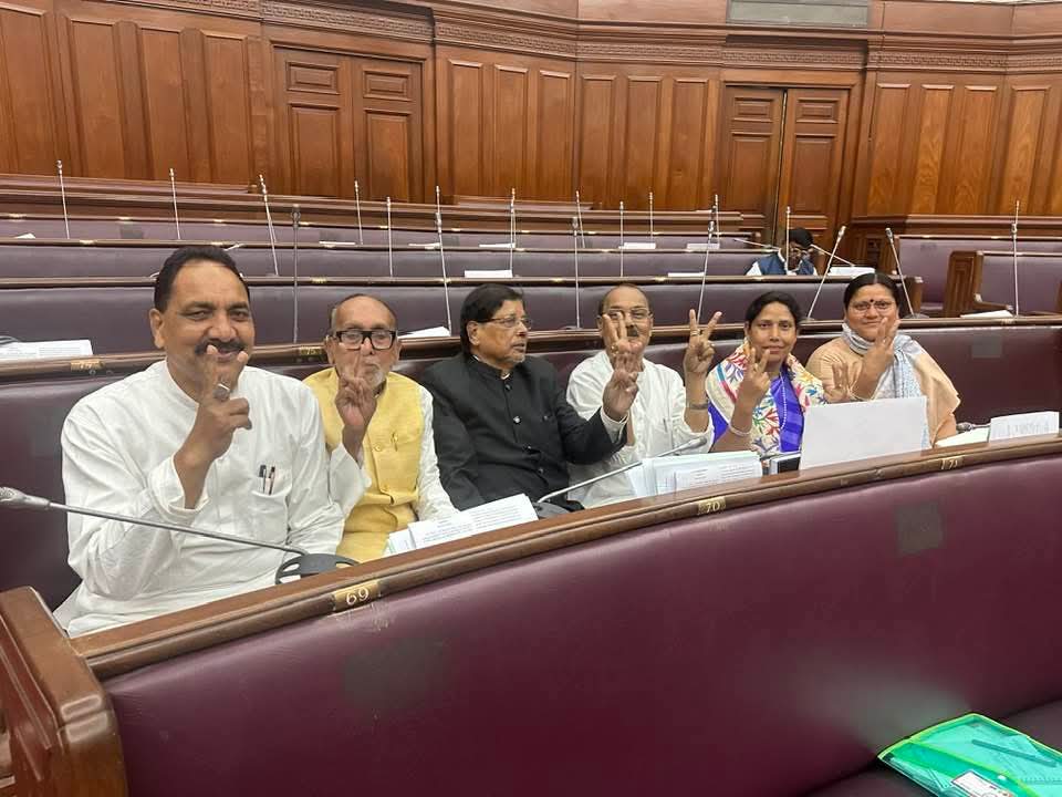 GhaniJustice's tweet photo. At West Bengal Legislative Assembly https://t.co/WjmFF2trsS