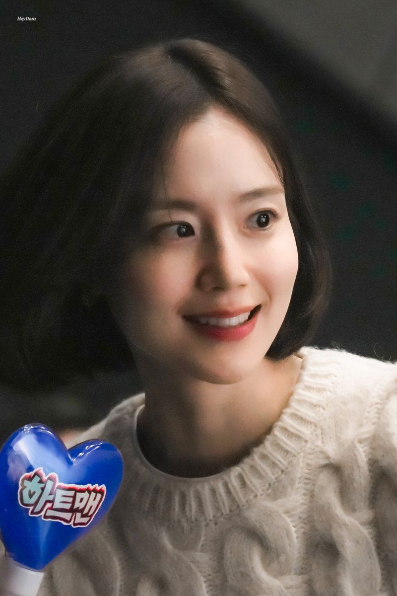 260117 영화 하트맨 무대인사

어두울수록 빛나는 여자 어떤데....

#문채원 #MoonChaewon