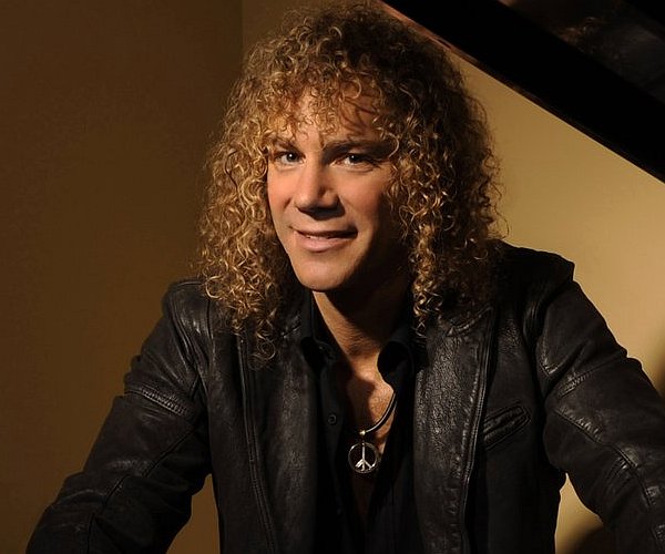 tompinks's tweet image. Wishing a happy 64th birthday to founding member, keyboardist and backing vocalist of BON JOVI - musician, songwriter and composer DAVID BRYAN
instagram.com/p/DUdOVgojuY2

#DavidBryan #HappyBirthday #OnThisDay #Music #Birthday #Today #BornOnThisDay #OTD #BonJovi #Rock #MusicHistory