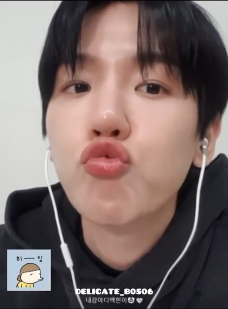 그래 난큥이니가 밥잘먹고 잠잘잔다면 그걸로됐다 너의시간을 온전히다누린뒤에 보고싶을때 얼마든와서 그간있었던일들 쫑알쫑알해주라 ~~~ 그때까지나도열심히살고있으께♡♡