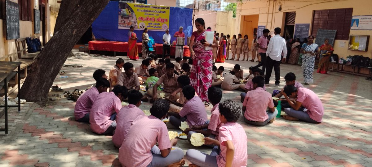 vaalaidevi's tweet photo. 🙏 *ஓம்_முருகா*🙏
🙏 *ஓம்_ஆறுமுக_அரங்கமகா_தேசிகாய_நம*🙏
✨ *ஸ்ரீ அகத்தியர் சன்மார்க்க
 சங்கம்,ஓங்காரக்குடில், துறையூர்,திருச்சி*.
 ✨ *அரங்கர் அன்னதானம் *🙏கிளை : *திருநெல்வேலி சார்பாக 🙏குருநாதர்_தவத்திரு_ஆறுமுக_அரங்கமகா_தேசிக_சுவாமிகள்* அவர்களின் கருணை மிகுந்த ஆசியால் 7.2.2026 https://t.co/Oy47wDfdpz