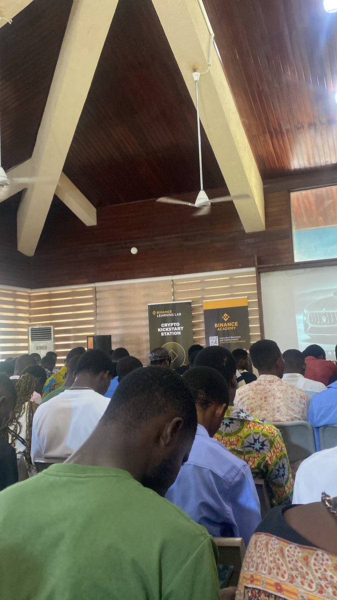 JoelLamptey3's tweet photo. The first step towards positioning yourself positioning yourself for opportunities is to sell yourself.
#BINANCEUNLOCKAFRICA
#BINANCEUNIVERSITY
#BINANCEEVENTS
#TTU
#UMAT https://t.co/ccUNKjD2M1