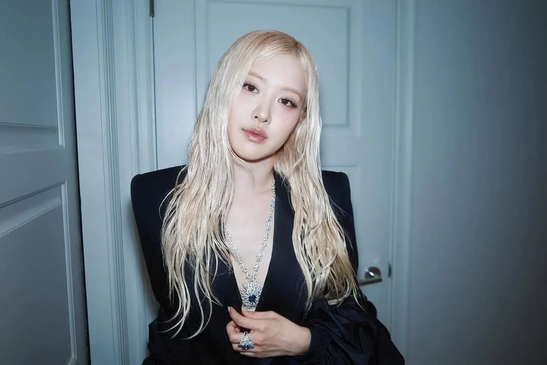 Rolling Stone Korea reveals their '2025 Musician Of The Year' list:

aespa
ALLDAY PROJECT
BOYNEXTDOOR
G-DRAGON
ILLIT
IVE
JENNIE
RIIZE 
ROSÉ
SEVENTEEN 
Stray Kids
ZEROBASEONE