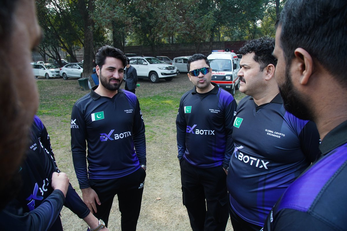 exbotix's tweet image. From pitch moments to behind-the-scenes ✨
Every moment tells a story.

#BehindTheScenes #EventMoments #OnGround #CelebMoments #MatchDay #EventHighlights #RealMoments