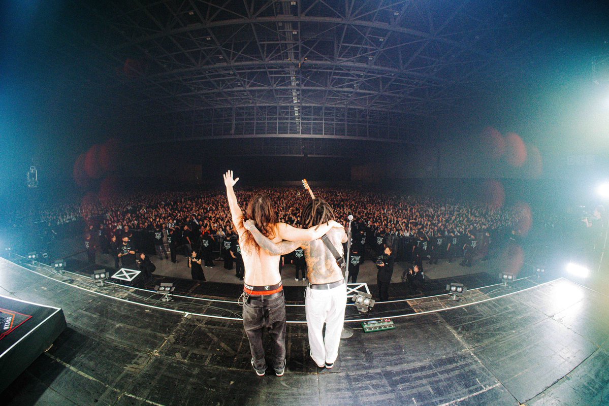 coldrain_official tweet media