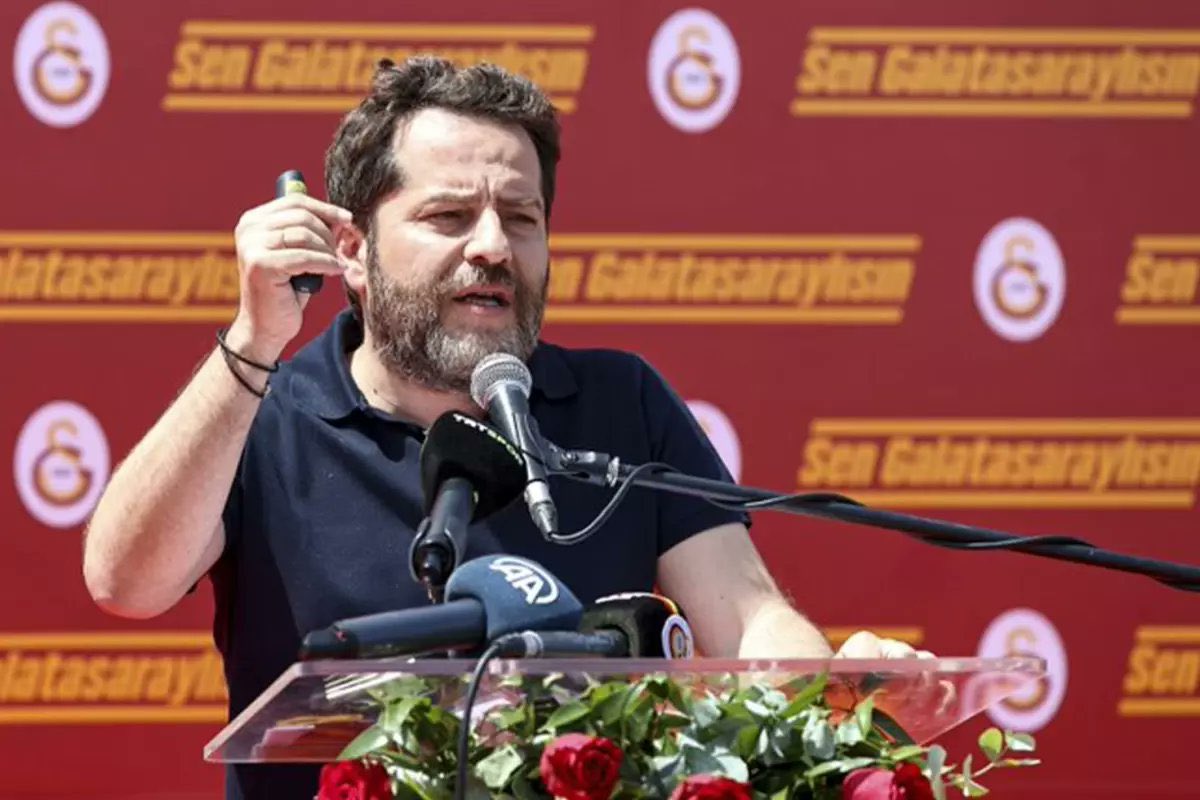 mahmutuslu1907's tweet image. 🚨Galatasaray’a astronomik para girdisi sağlayan Erden Timur’un kara para aklama gerekçesiyle tutuklandığını unutma, unutturma!