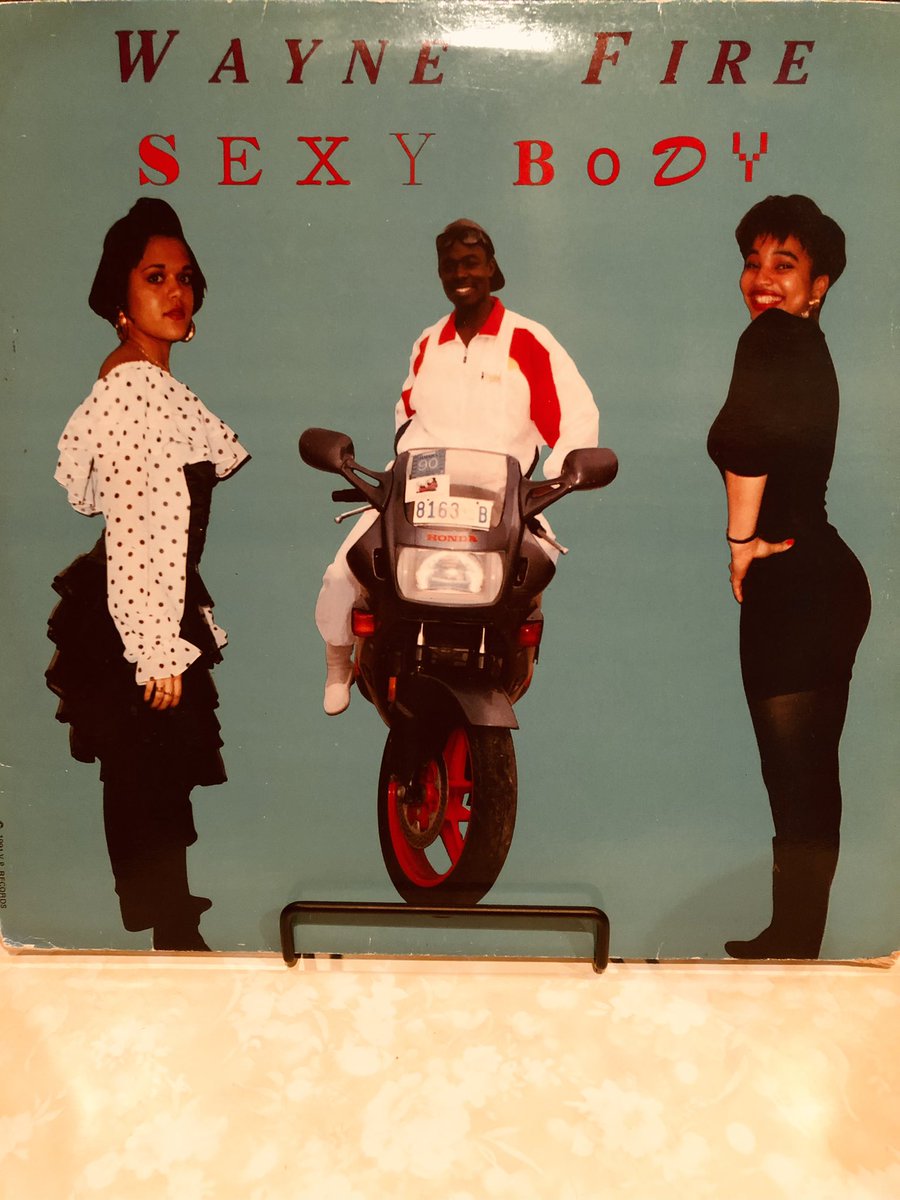 本日の一曲】 2月7日のダンスには セクシ〜なお姉さんが 多いかも