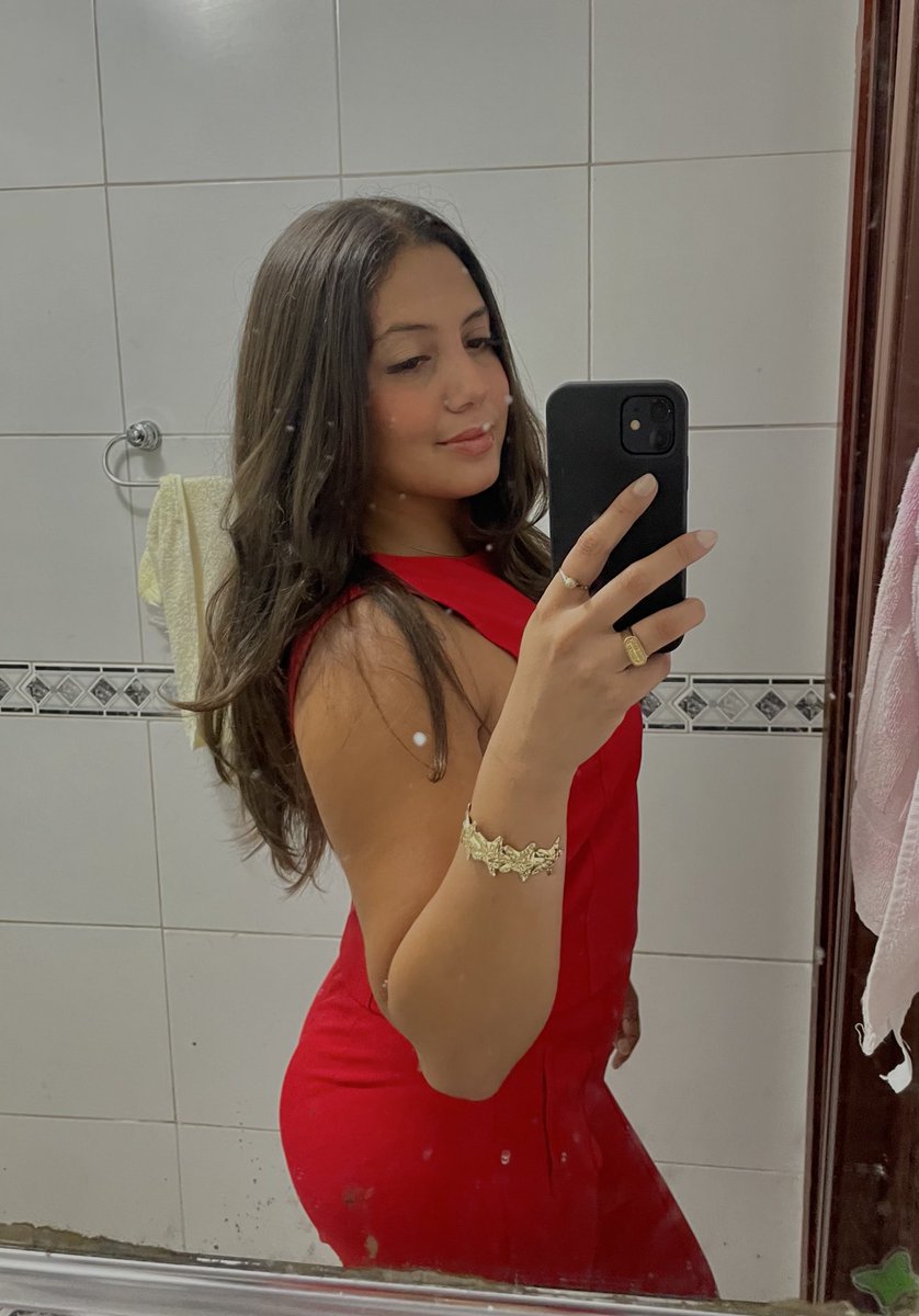 muretavibes's tweet photo. a dama de vermelho mlr https://t.co/mnyZy4BHYy