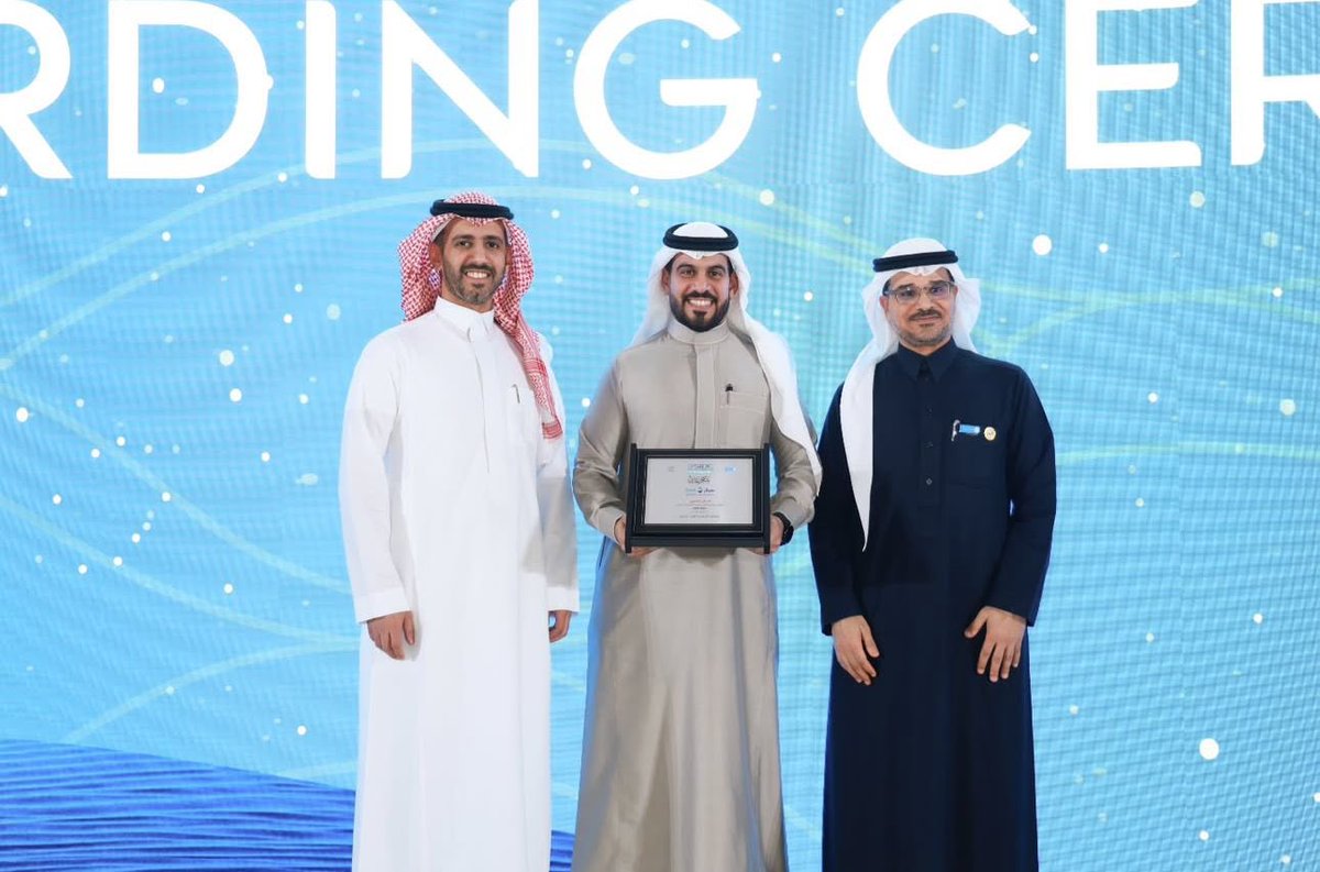 عيادات سجال tweet media