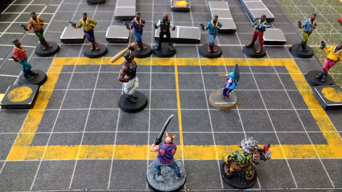 JuneLock's tweet image. 今日はニンスレTRPG会に参加。
敵組織を脅せという指令を達成すべく、連続バク転からの突入で下っ端を一刀両断したが敵はビビらず戦闘継続、挙句に親分は逃走……！ラオモト=サンの評価はCで実際お怒りだったが、仲間ニンジャのおかげで評価Aに。
ユウジョウ！楽しかった！