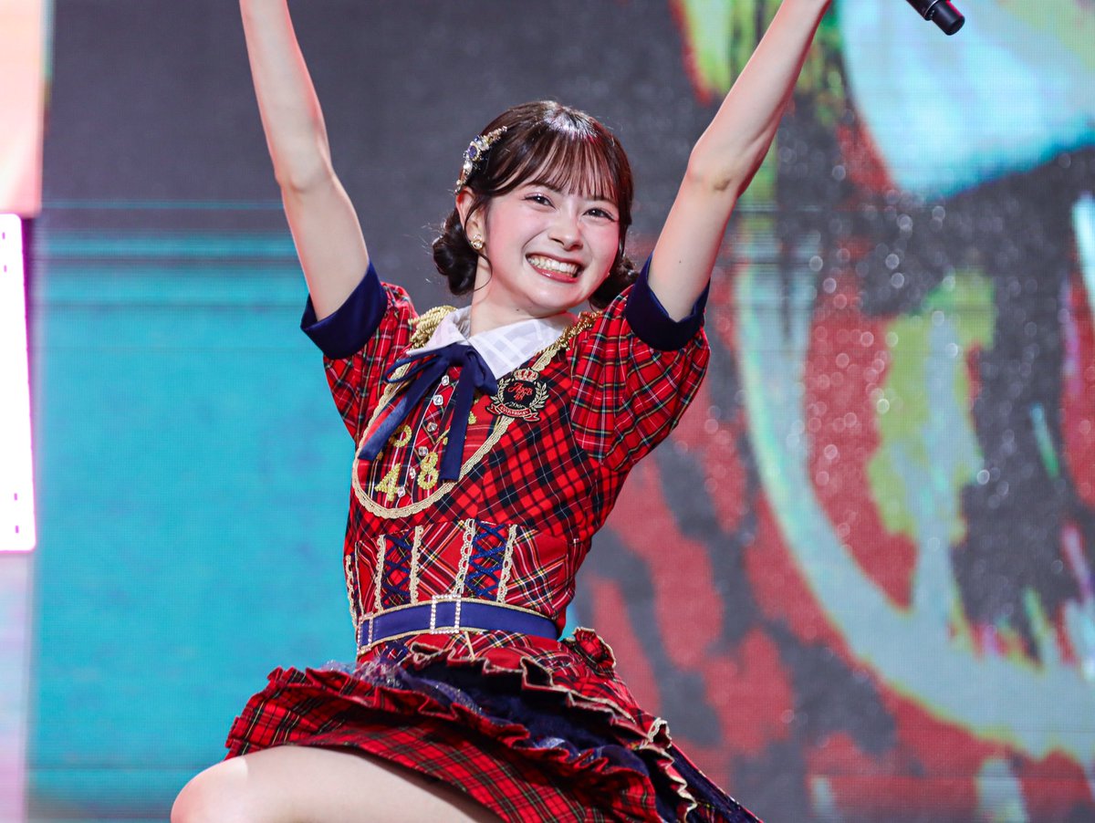 8_tatoshi8oshi's tweet image. ももちゃーーーん🥰🍑
ちゃいこう！🤣🙌
 
#JapanExpoThailand2026
#伊藤百花 #AKB48

@momoka_ito1206