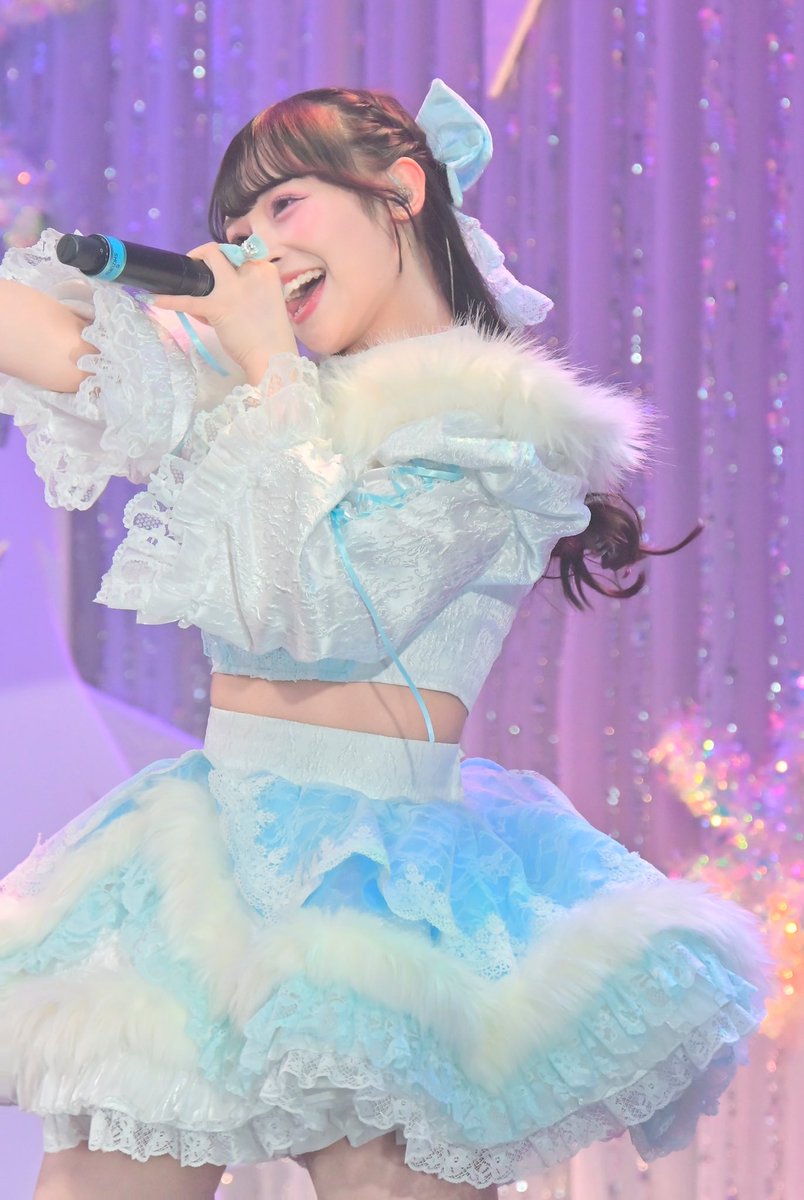 沢山人に届いててすごい嬉しいт т♡♡ ありがとうございます💖 これをきっかけにぴくりぼ を知って貰えてたら💭そして、誰かの夢の背中を押せてたらいいな✨️ 【コンプリート】20枚おまとめセット ぴくりぼ 葉山雫 葉山雫生誕ブロマイド