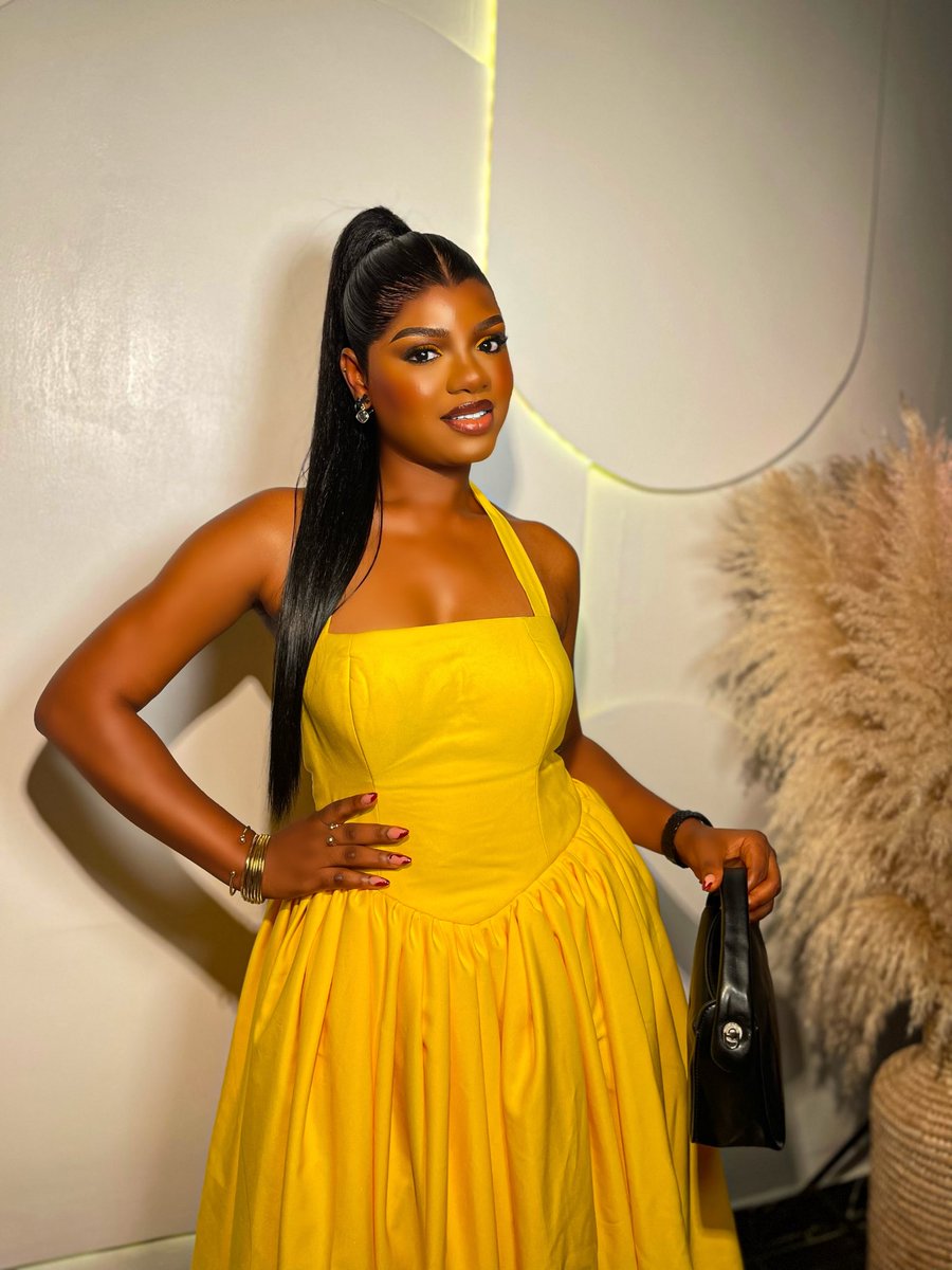 Fashion goddess tweet media