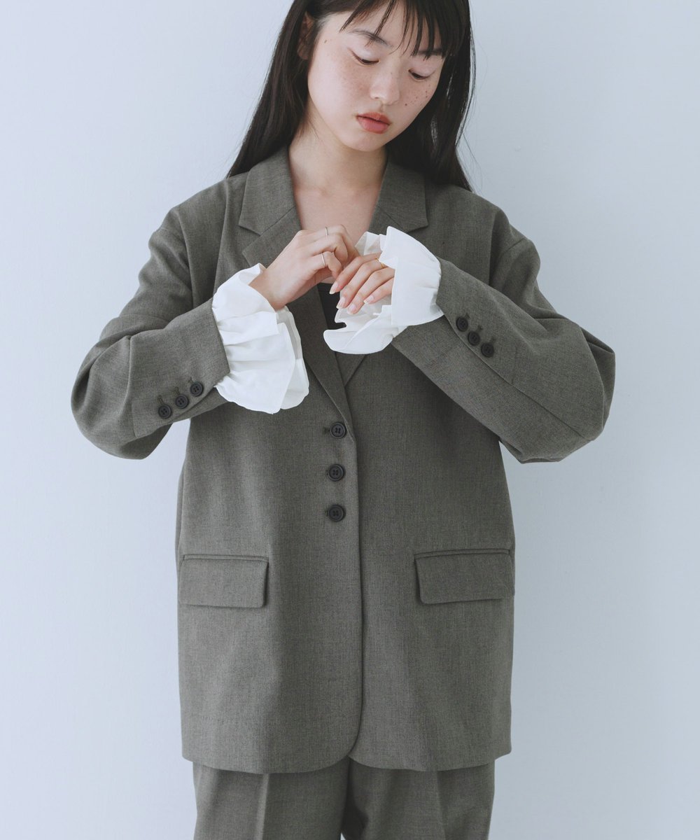 このお袖フリル、取り外しできるんです🫶💯