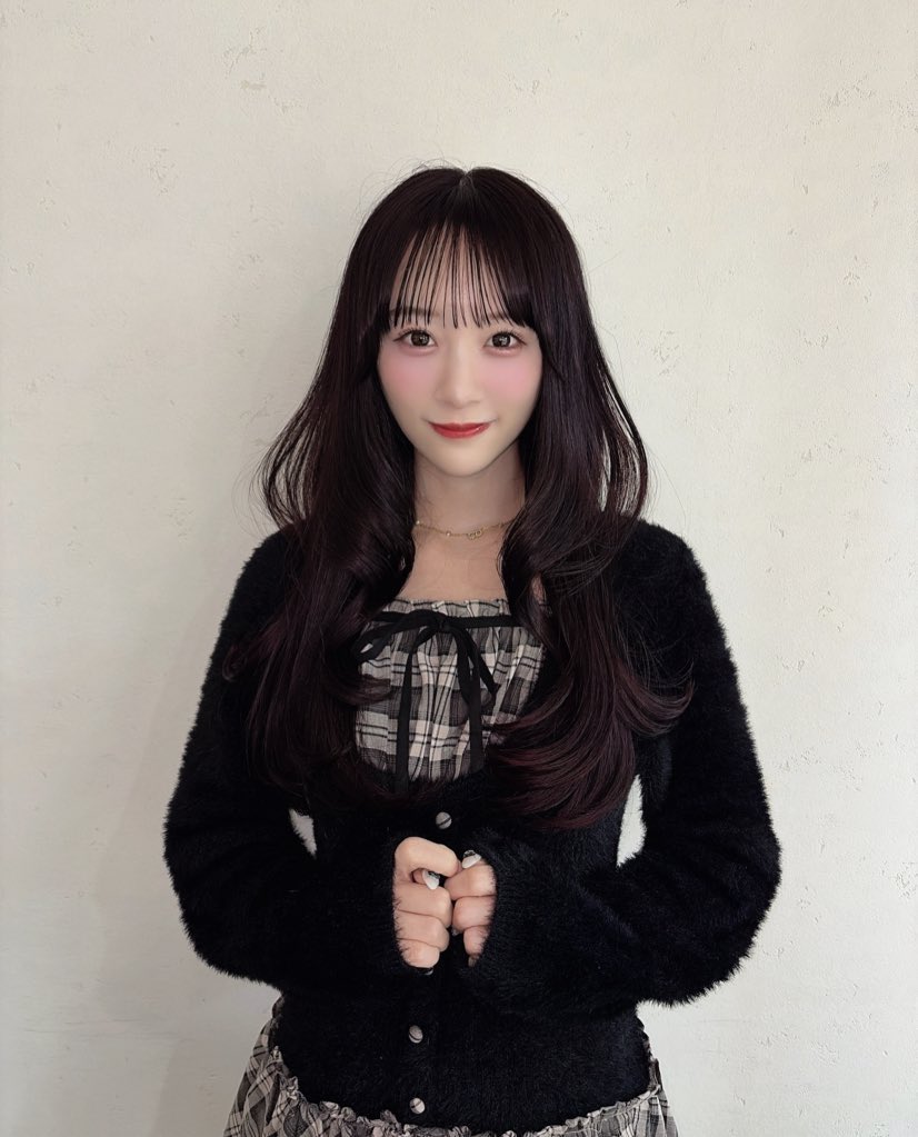 この髪の巻き方可愛い…♡