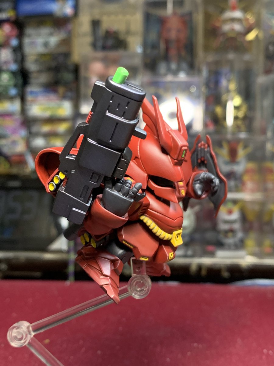 dokuro_ojisan's tweet image. BB戦士サザビー完成しましたよっと。
ポイントは右手の小指です。
#BB戦士 #サザビー