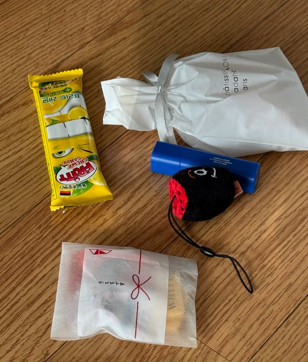 #씨엔블루 #CNBLUE #leejungshin
 #이정신 #ジョンシン
2026년 2월 7일 강남구 구룡마을에서 이정신의 이름으로 연탄봉사를 진행했습니다. 추운 날씨에 봉사에 참여해주시고 연탄기부금을 보내주신 전세계 해피정신 친구들 정말 감사합니다. 

blog.naver.com/happyjs0915/22…