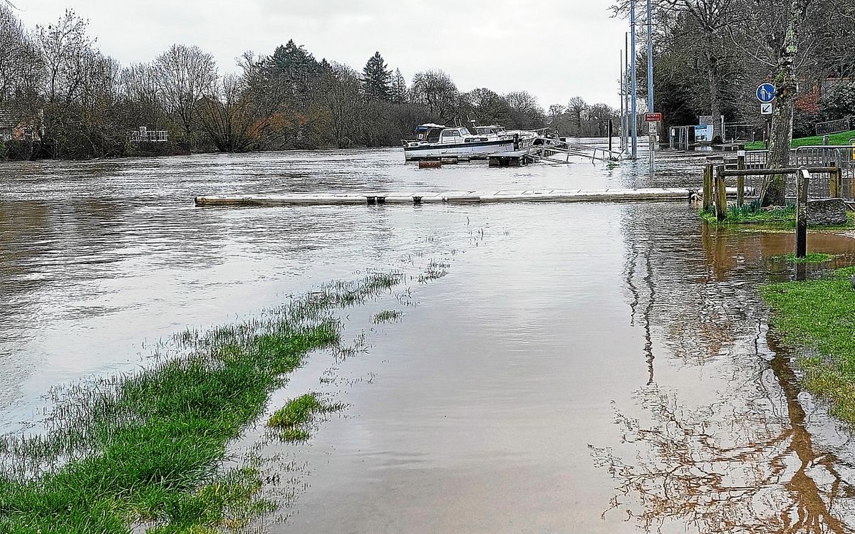 « L’inquiétude demeure pour la semaine prochaine » quelques débordements avec les crues en Ille-et-Vilaine dlvr.it/TQq6Zf