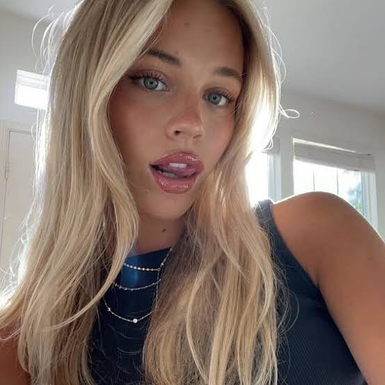 Toxicity_______'s tweet image. &amp;gt;Inherited one of India’s largest business empires after the Reliance split.

*Built businesses agressively
dependent on debt 

*Briefly became one of the richest individuals in the world during the 2007-08 market boom

*Net worth reached approximately $42 billion 

*Rising loans…