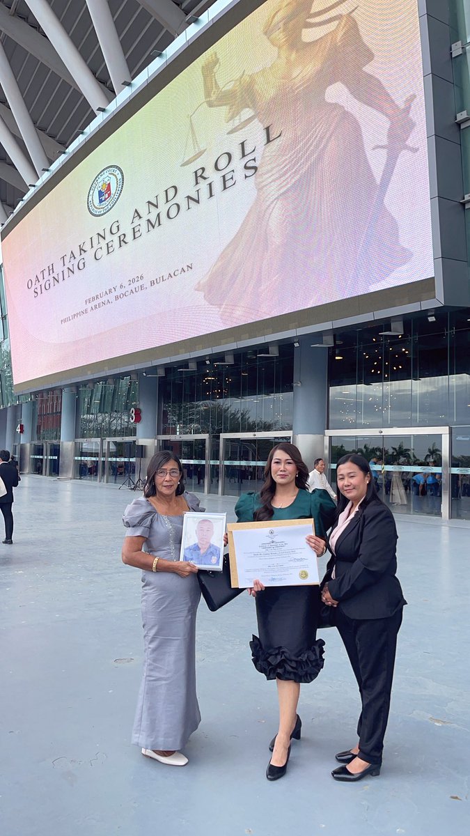 MaeJunette's tweet photo. Now a full-fledged lawyer ✨⚖️ https://t.co/Qt1U6Fg1Ke