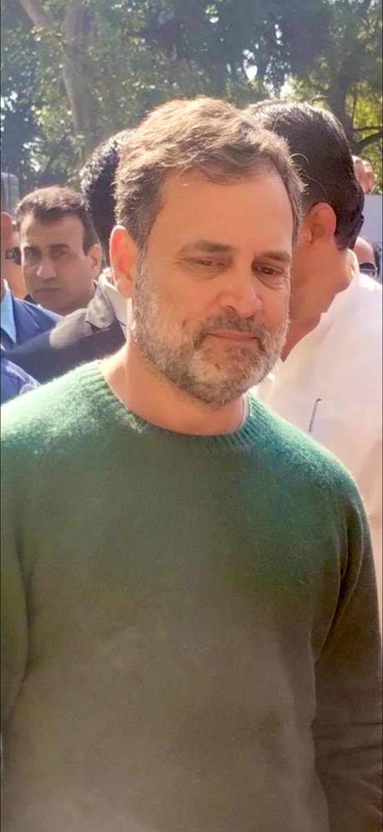 jai_a_dehadrai's tweet image. I see a deep sadness in Rahul Gandhi’s eyes these days.

This photograph is from a few days ago. 

I am certainly not a body language or behavioural expert, but somethings are difficult to ignore.

I see a quiet resignation on his face born perhaps of the knowledge that his…
