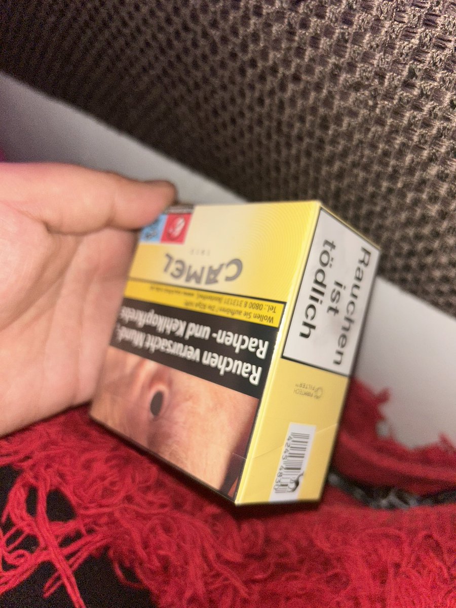 misstacaca's tweet image. O cigarro do after