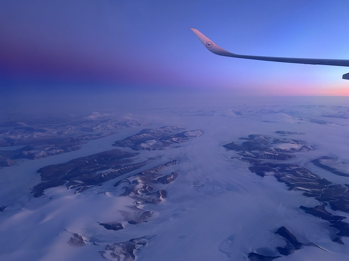 FaaboulousFaab's tweet photo. Hey @Ryanair look this beautiful pictures from your plane i took, can i have free Tickets now? https://t.co/CB3Te4qEfs