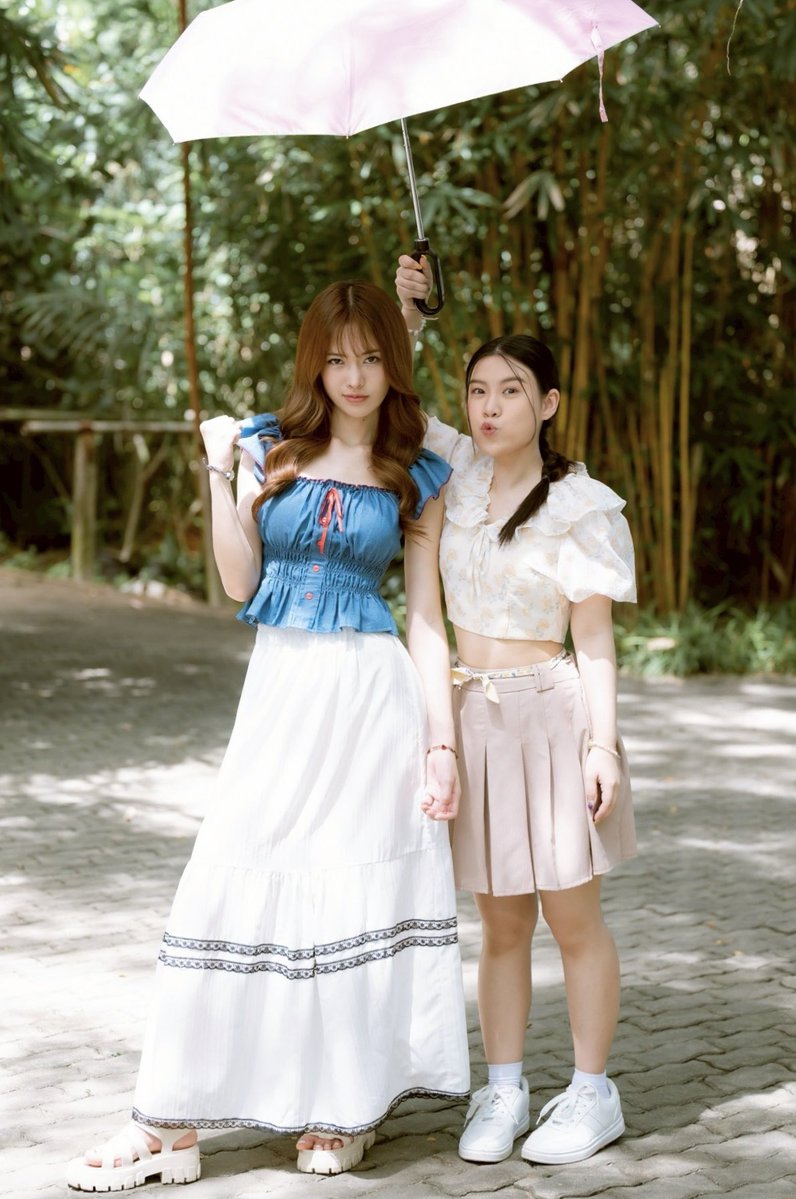 คุณโรสกับมดแดงรอดูอีพีสามแล้วค่ะ 🌹🐜

THE EARTH MARRY ME
#วิวาห์ปฐพีตอนที่3