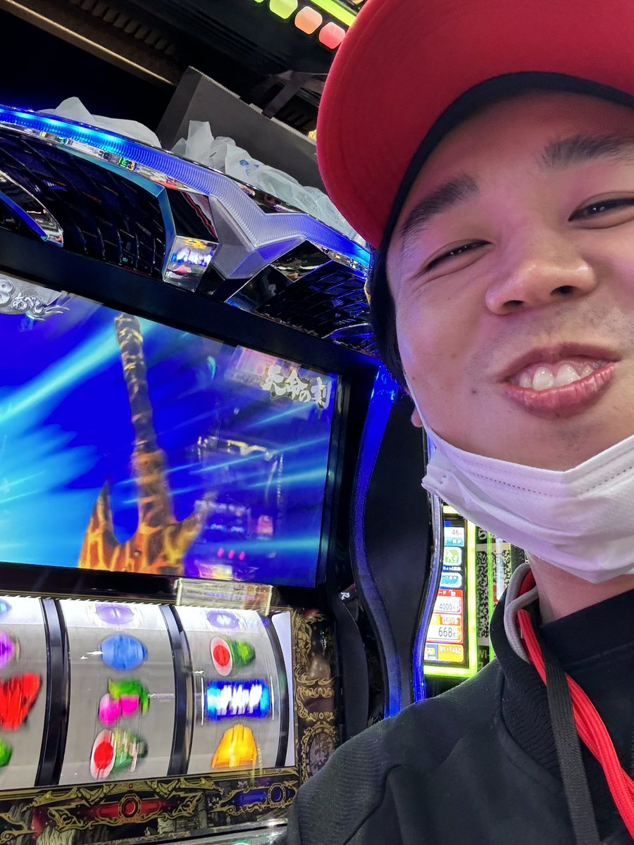 明日2/8(日)は、
#キング観光サウザンド伊勢店
行きます🌺

毎月の恒例伊勢キン！
快適な店内と幅広い狙いが持ち味。

昨年のAWARDランキングで常に次点にはいる店舗！

#PR