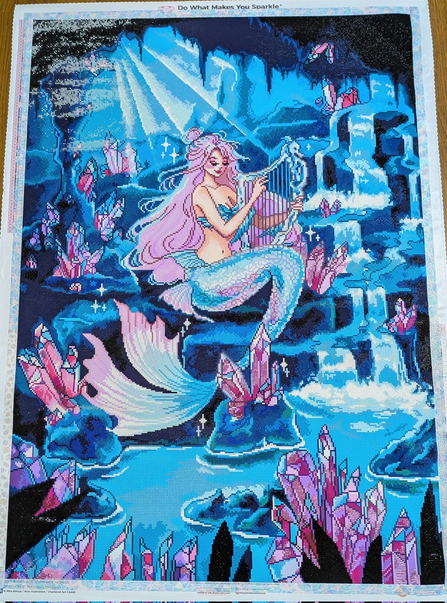 No.39💎 38日目完成✨✨ 青とピンクがめちゃくちゃ可愛い作品でした