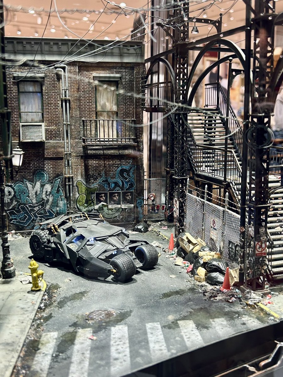 アラーキーさんのジオラマ展示、本日見てきました！ いつかは生で見て