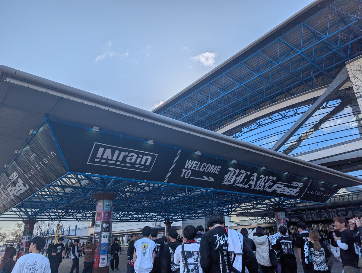 maimaimeshi's tweet photo. ブレアフェス大遅刻勢 https://t.co/nveWoOA71o