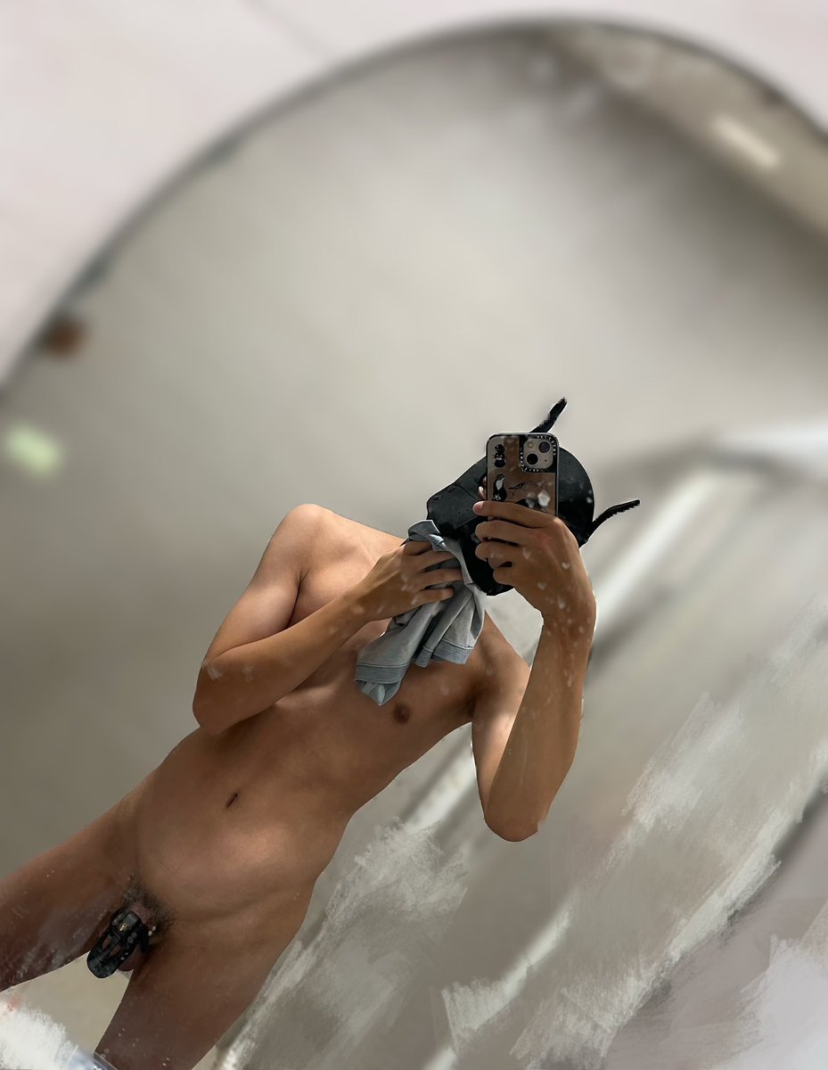 1223sun_'s tweet photo. 最喜歡內褲了🩲
主人的內褲最香了🤤
#男m #賤狗 #鎖奴 #乳環 https://t.co/CM2PgKSwlz