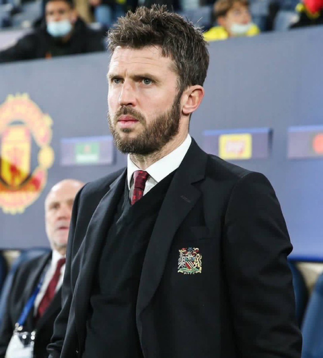 El mejor club de Inglaterra está muy de vuelta, sonríe el fútbol.