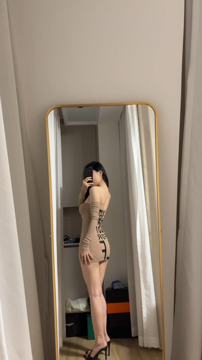 王干娘，今天拍的照片，坐标成都，95颜值姐姐，超级有气质，想找个男友 #成都