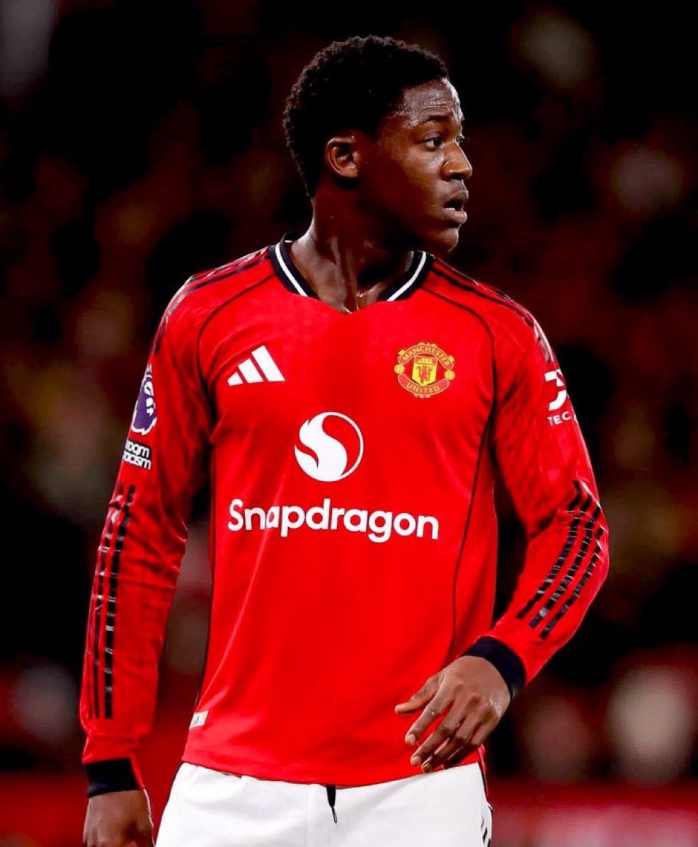 FrankEra_'s tweet image. 2 assists in his last 4 PL starts for Kobbie Mainoo. 🅰️